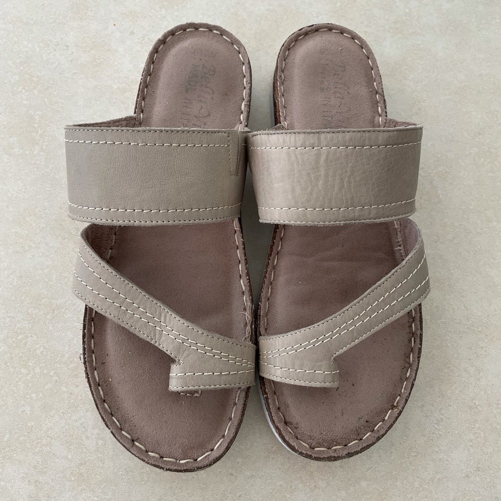 Bella-Vita Sandal - Taupe - 6-1/2W